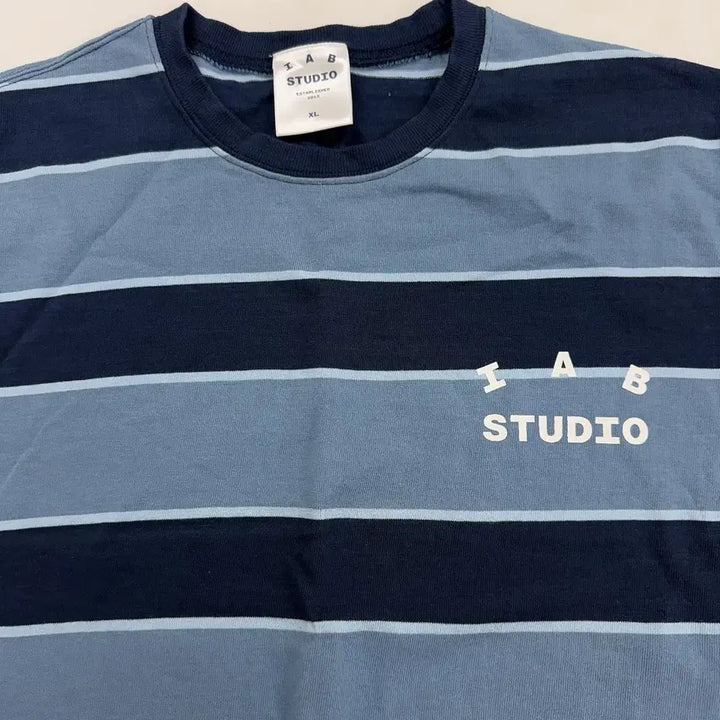 [BUNJANG] IAB Studio Stripe T-shirt Blue White / [XL] 아이앱 스튜디오 스트라이프 티셔츠 블루 화이트