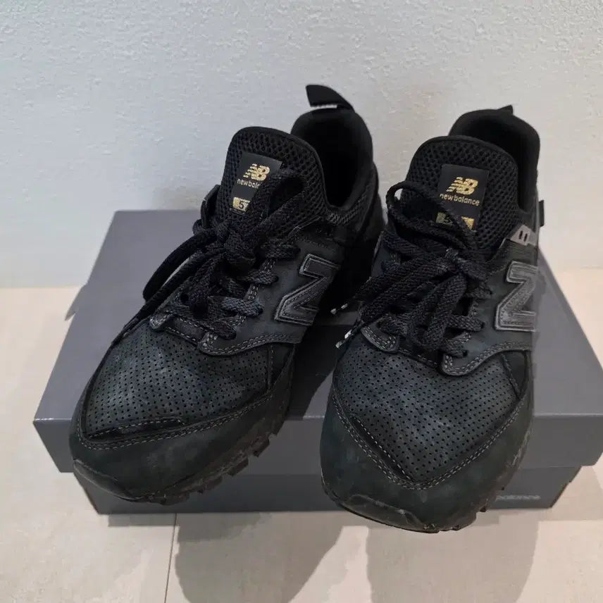 [BUNJANG] New Balance 574VA Black Sneakers 245mm / 뉴발란스 574VA 검정 스니커즈 245mm