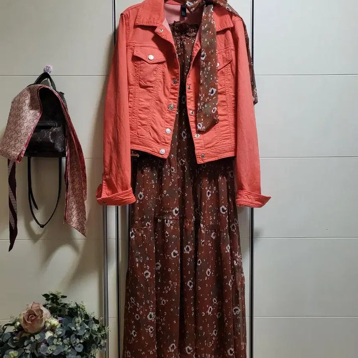 [SOLD OUT] 폴앤조 플라워 패턴 롱 쉬폰 원피스(66) 새제품