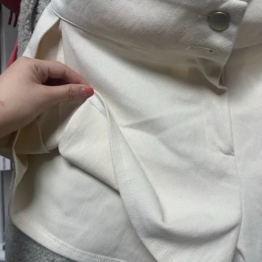 [BUNJANG] Ivory Mini Shorts / 아이보리 미니 숏팬츠