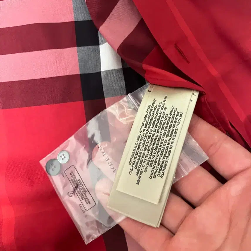 [SOLD OUT] 버버리 레드 티셔츠