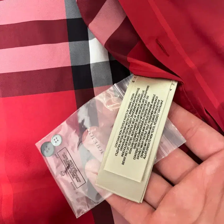 [SOLD OUT] 버버리 레드 티셔츠