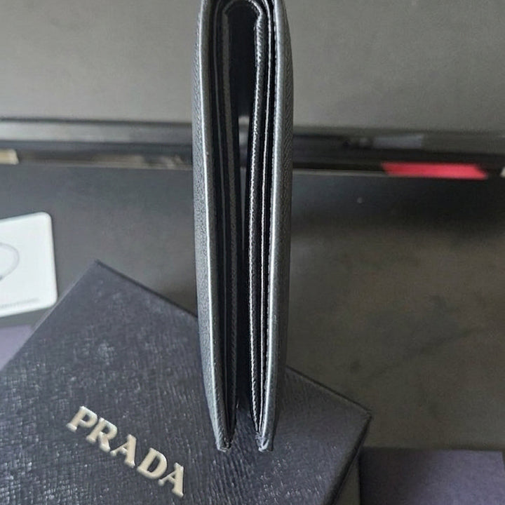 [BUNJANG] Prada Saffiano Leather Bifold Wallet / [정품} 프라다 사피아노 블랙 반지갑