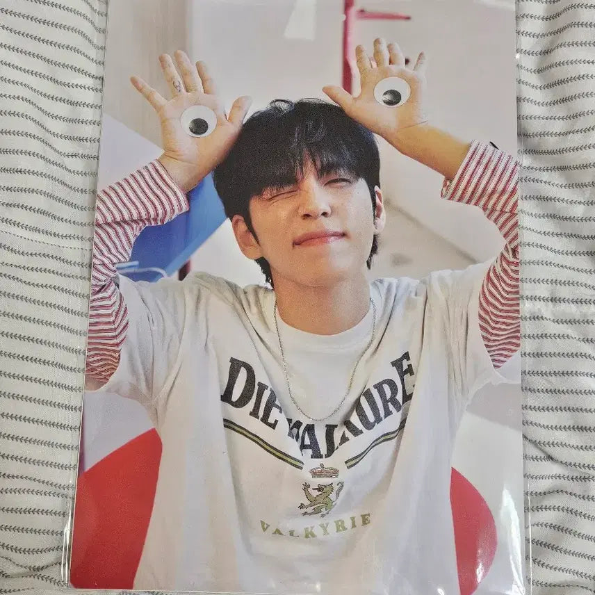 [SOLD OUT] 데이식스 시그(미니포스터+종이모빌)