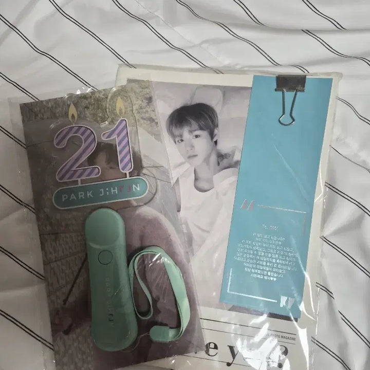 [SOLD OUT] 박지훈 21살 메이아이러브유 공식응원봉 + 포토매거진