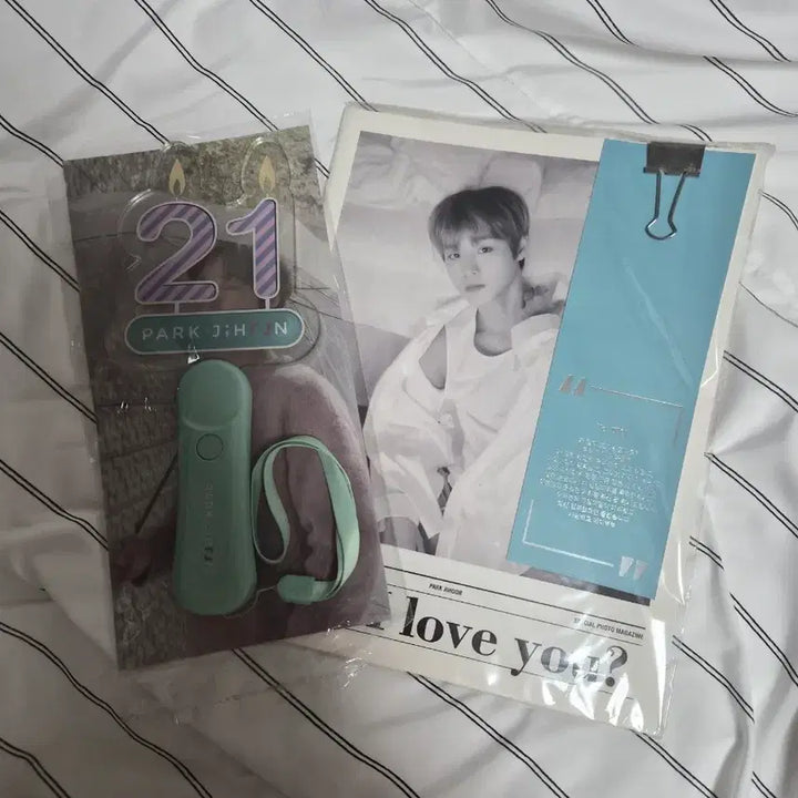 [SOLD OUT] 박지훈 21살 메이아이러브유 공식응원봉 + 포토매거진