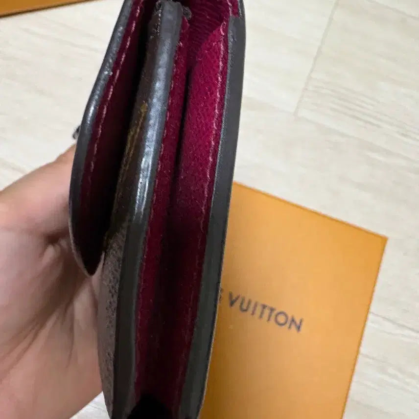 [SOLD OUT] 루이비통지갑