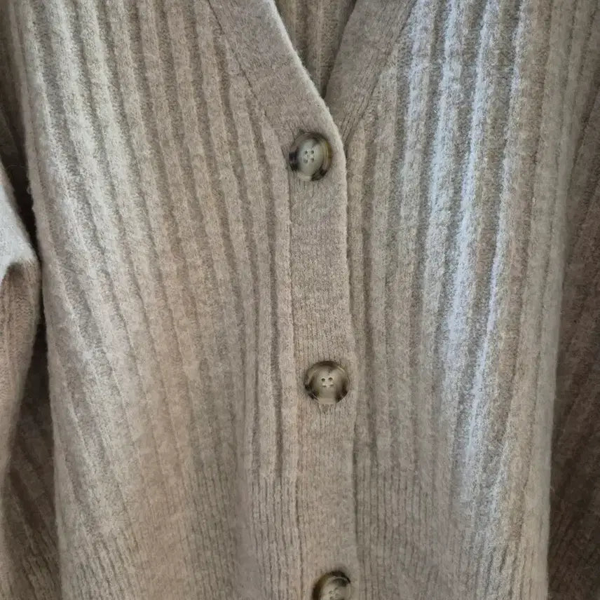 [BUNJANG] ZARA Ribbed V-Neck Cardigan / 자라(ZARA) 골지 브이넥 가디건