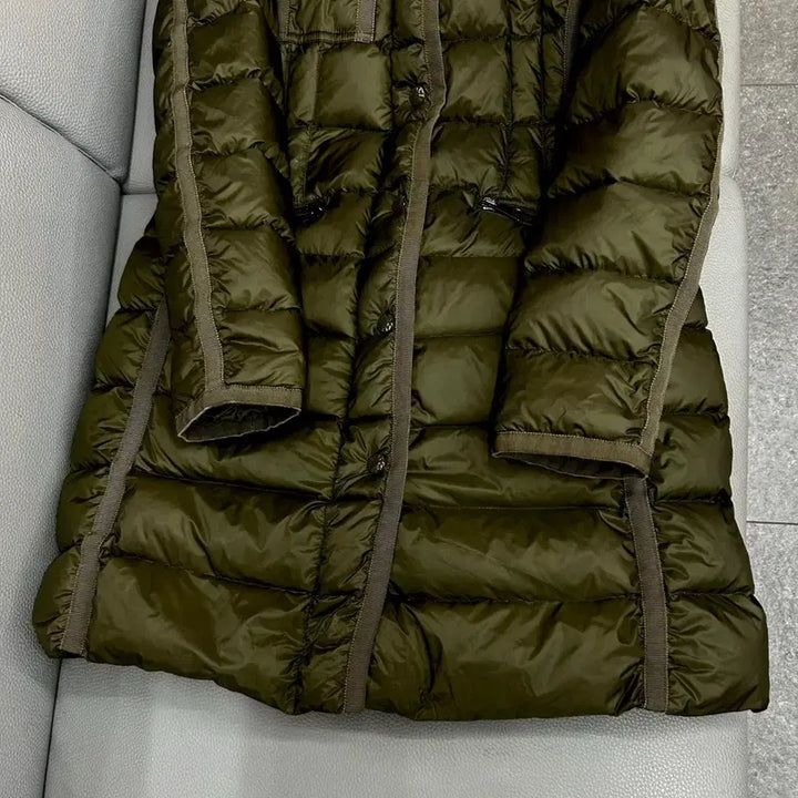 [BUNJANG] Moncler Hermine Down Jacket Khaki / 몽클레어 헤르민퍼 카키(0)(급처)