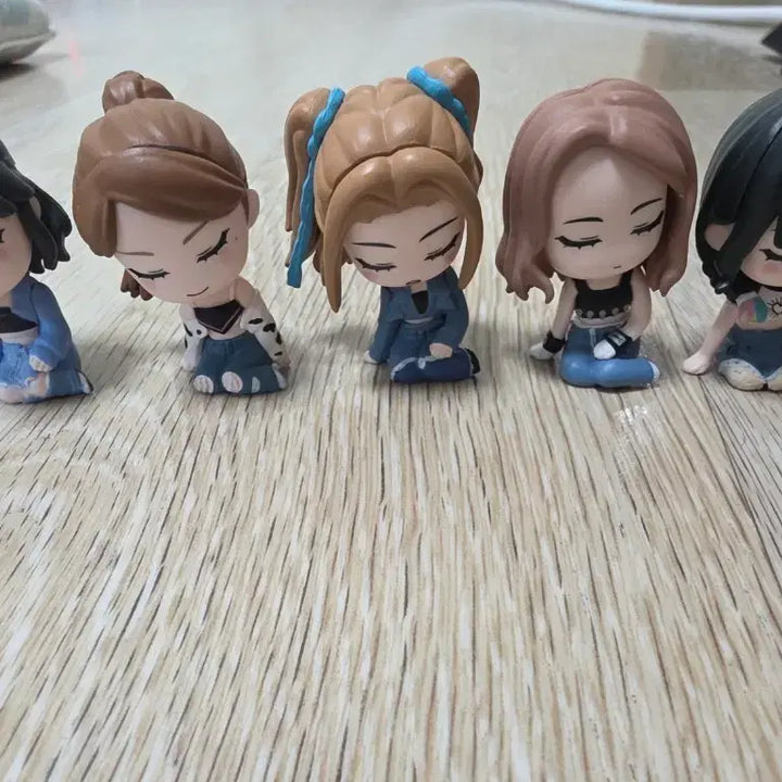 [BUNJANG] LE SSERAFIM Shoulder-Bump Figure Bundle Set / 르세라핌 어깨쿵 피규어 5개일괄