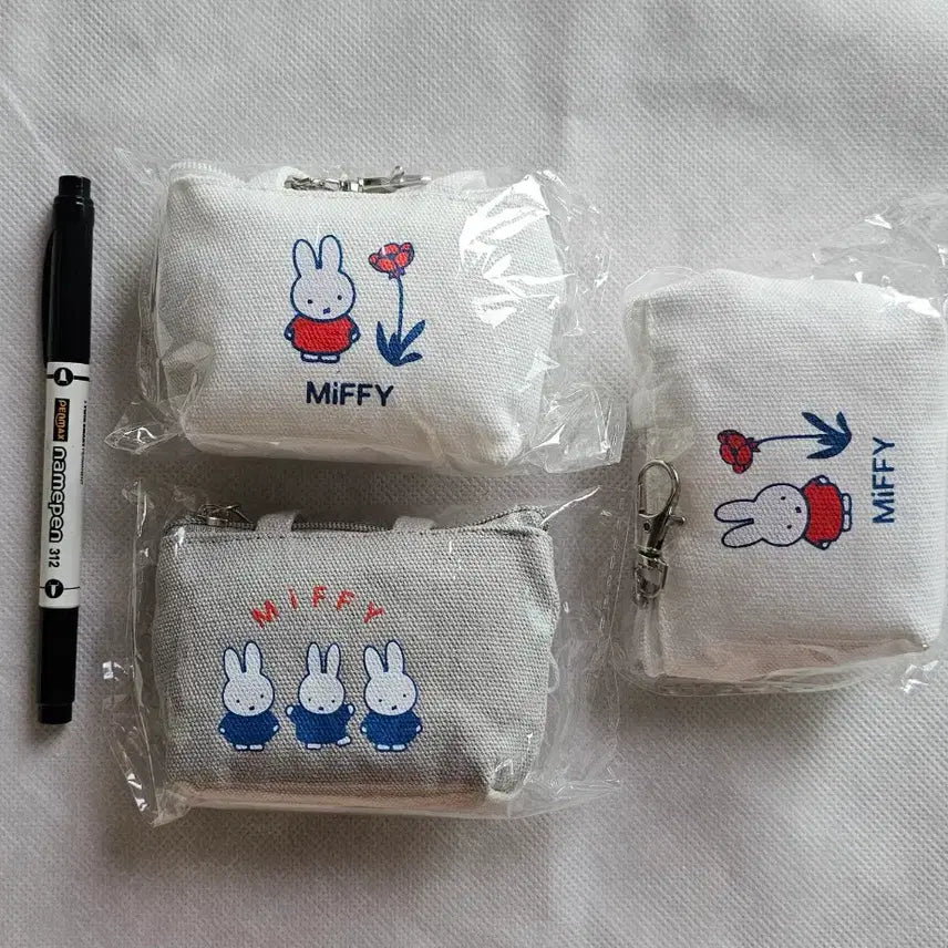[SOLD OUT] 미피 미니 캔버스 토트 파우치 키링