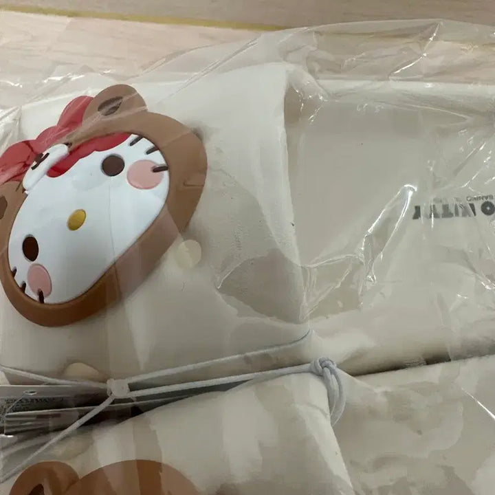 [BUNJANG] Hello Kitty Slippers / 헬로키티 슬리퍼