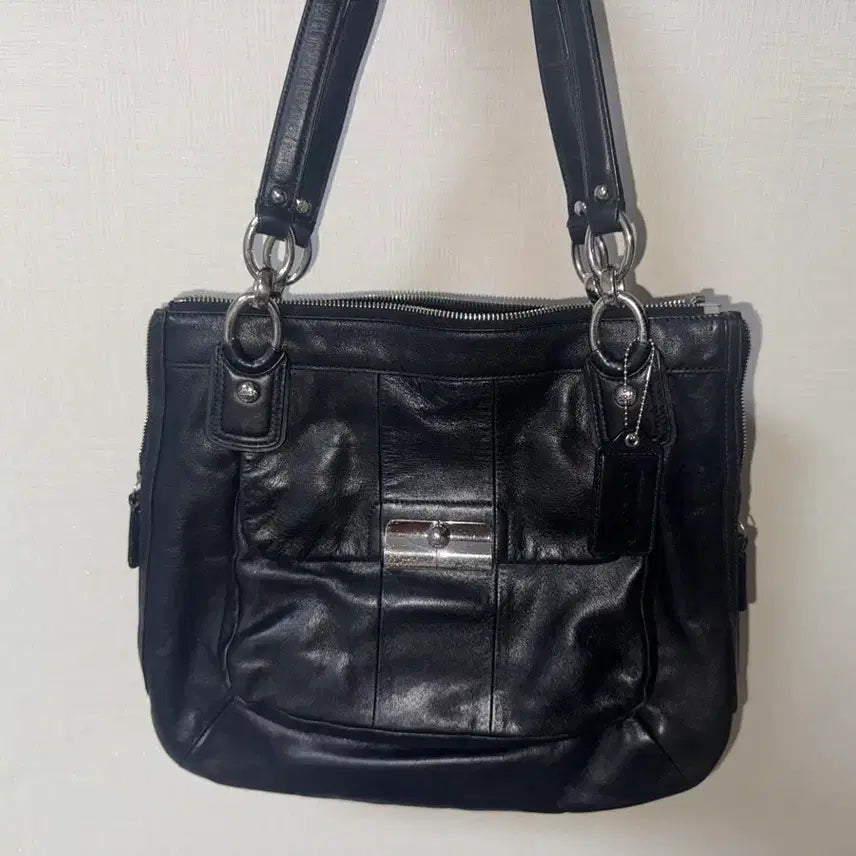 [BUNJANG] Coach Black Vintage Shoulder Bag / 코치 블랙 빈티지 숄더백 y2k