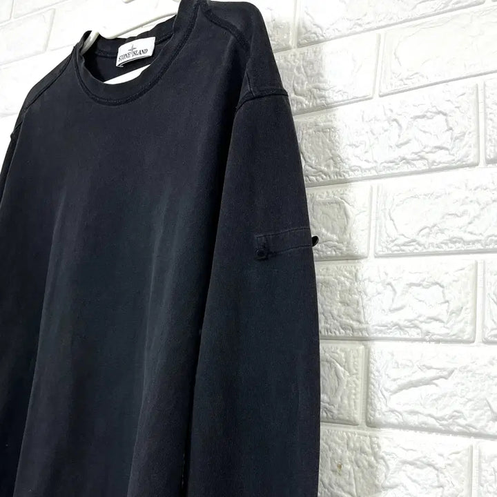 [SOLD OUT] [Stone Island] 스톤아일랜드 블랙 롱슬리브 맨투맨 남성 L