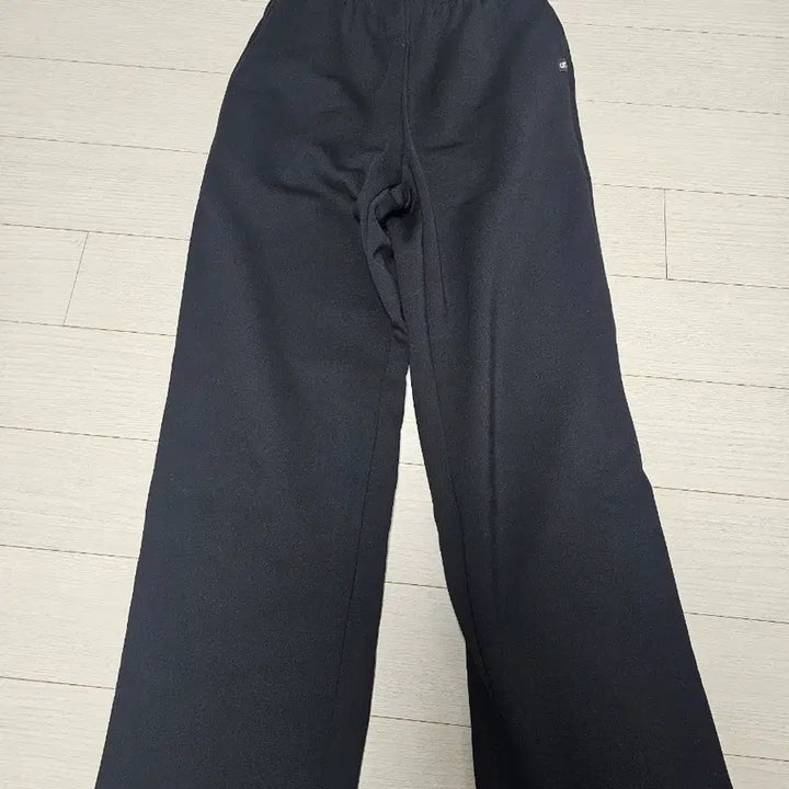 [SOLD OUT] 스컬피그(SKULLPIG) 기모 트레이닝 팬츠 M사이즈