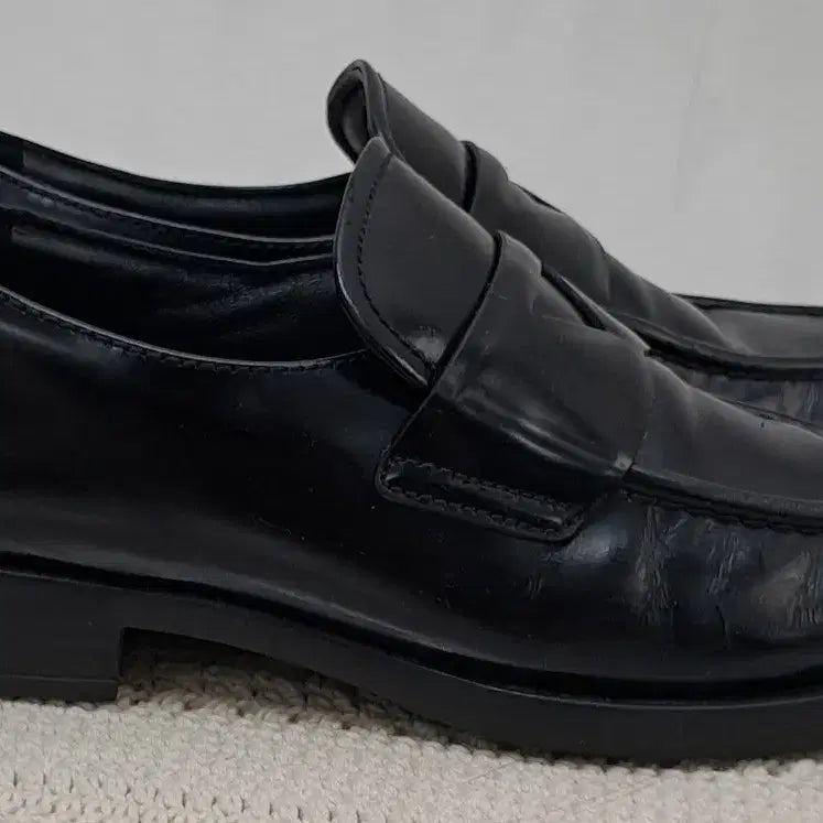 [BUNJANG] Prada Genuine Loafers / 프라다 정품  로퍼 230