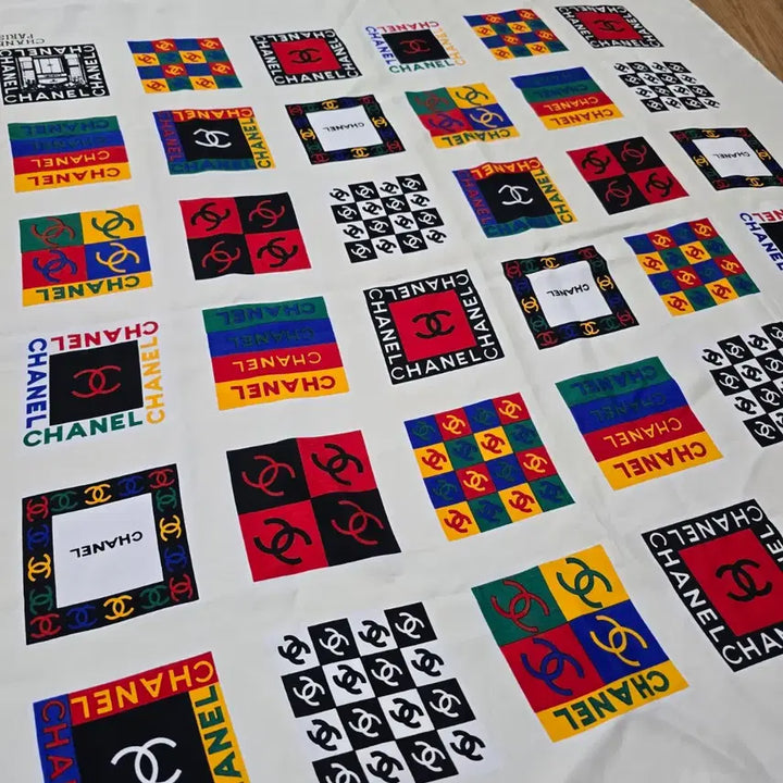 [BUNJANG] Chanel 90s Multi Logo Scarf / 90s 샤넬 멀티 로고 스카프  정품