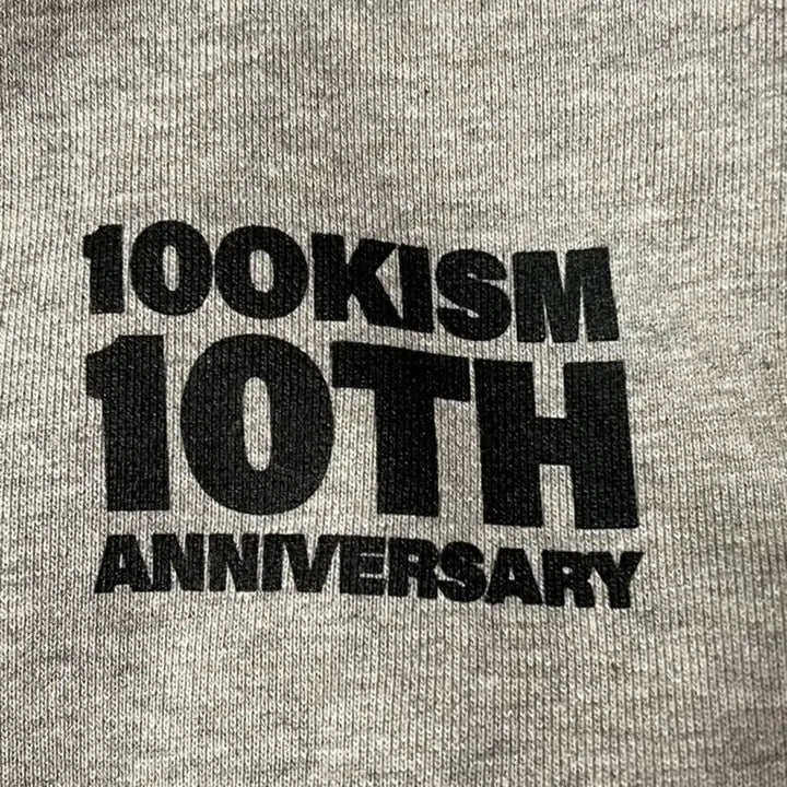 [BUNJANG] 외모지상주의 10주년 팝업스토어 후드티 팝니다 / 외모지상주의 10주년 팝업스토어 후드티 옷