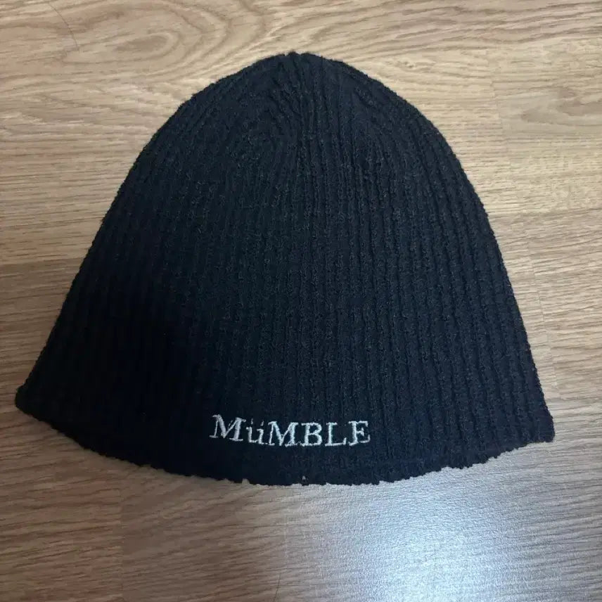 [BUNJANG] Mumble Beanie / 멈블 비니 (수지 장희령 비니)