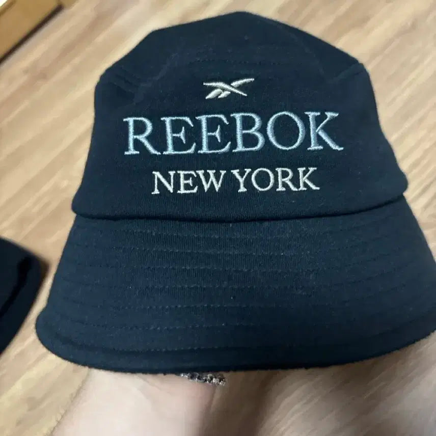 [BUNJANG] Reebok Bucket Hat / 리복 버킷햇