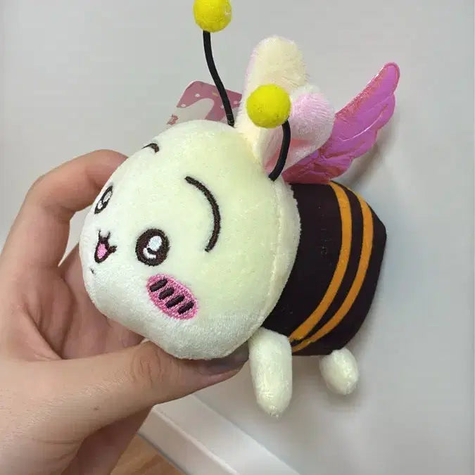 [BUNJANG] Usagi Hachware Honeybee Keychain / 우사기 하치와레 꿀벌 키링