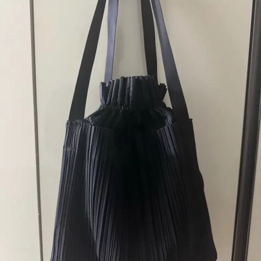 [BUNJANG] Issey Miyake Pleats Please Square Shoulder Bag / 이세이미야케 플리츠플리즈 숄더백 스퀘어백