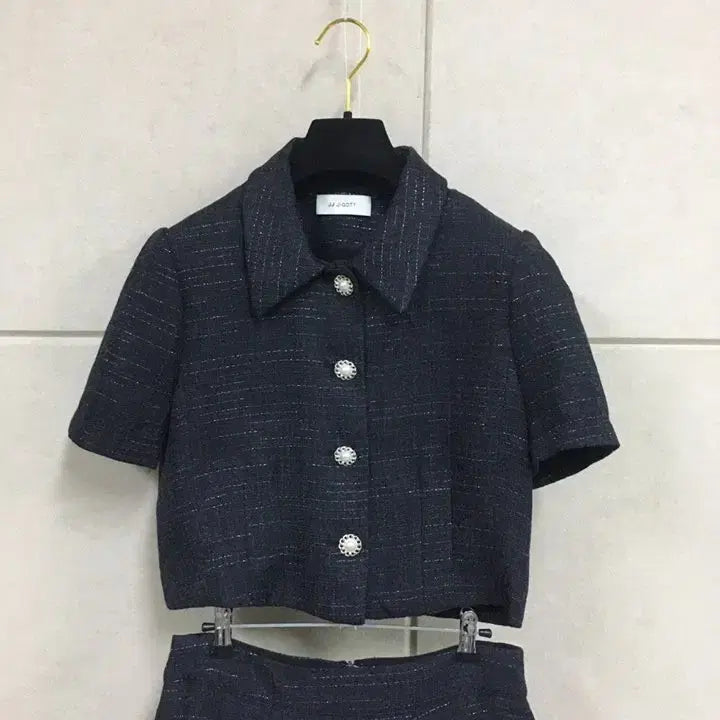 [SOLD OUT] JJ JIGOTT 지고트 네이비 크롭 반팔트위드자켓  플레어롱스커트 셋트