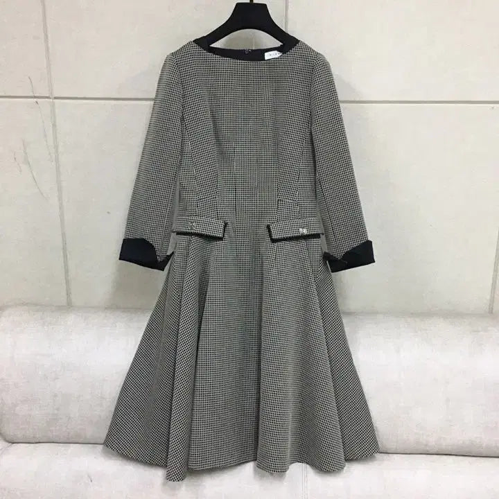 [BUNJANG] MICHAA Houndstooth Check Flare Long Dress / 미샤 MICHAA 하운드투스 체크 플레어 롱원피스