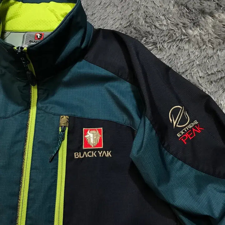 [BUNJANG] BLACK YAK Wind Stopper Windproof Jacket / [M, A급] 블랙야크(BLACK YAK) 윈드스토퍼 방풍 자켓