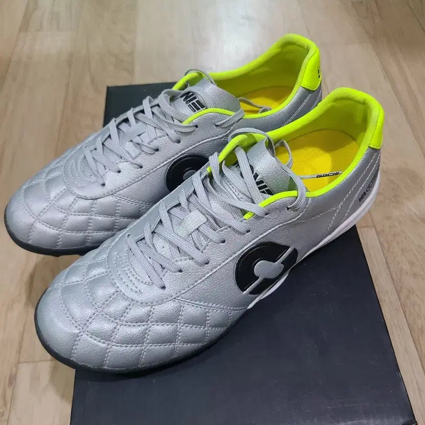 [BUNJANG] UPOWER Mark 3 TF Futsal Shoes / 우파워 마크3 tf 풋살화
