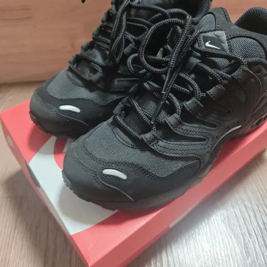 [BUNJANG] Nike Air Terra Humara SP / 나이키 에어테라 휴마라SP 255사이즈