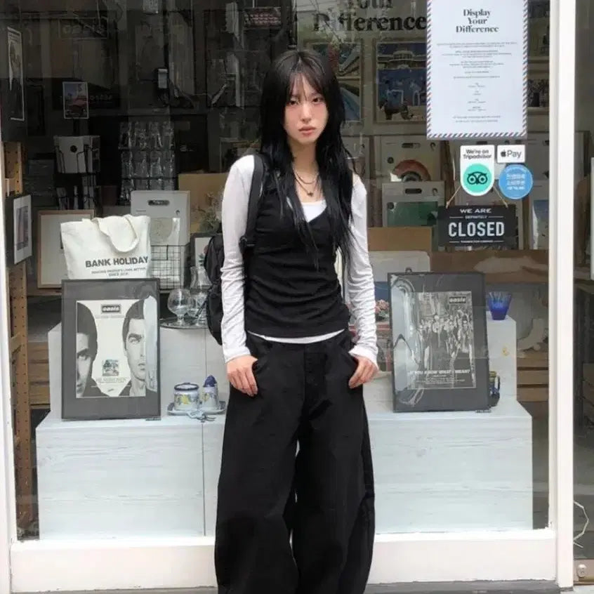 [BUNJANG] Cary Stud Cotton Balloon Pants Black / 캐리 스터드 코튼 벌룬 팬츠 블랙