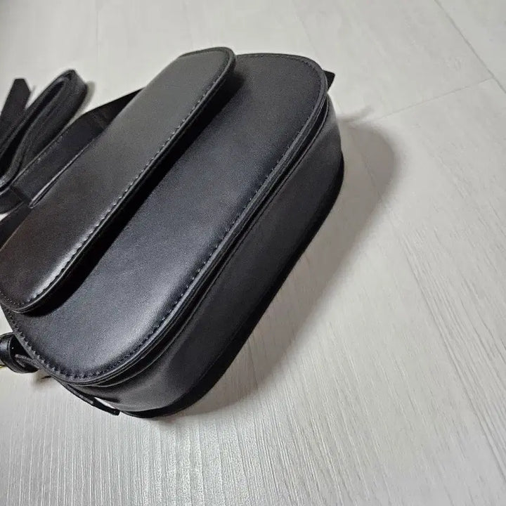 [BUNJANG] Black Mini Crossbody Shoulder Bag / (새상품)블랙 미니 숄더백 크로스백