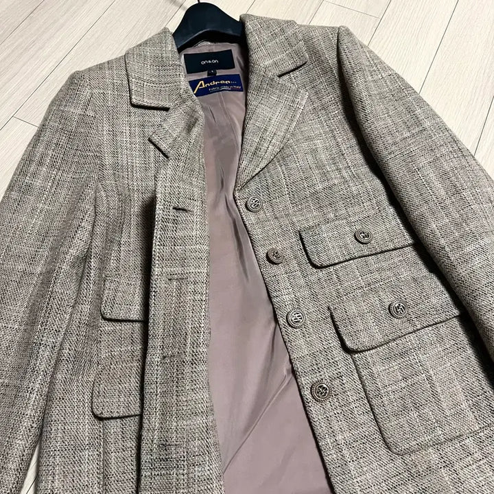 [BUNJANG] On&amp;On Wool Blend Single Jacket - Beige / 21년 온앤온 이태리소재 울 혼방 아웃포켓 싱글 자켓 베이지올드머니룩정장