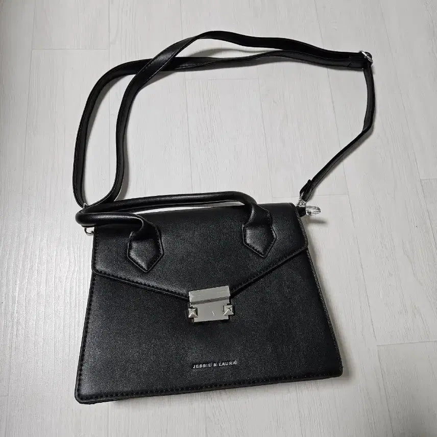 [BUNJANG] Black Tote &amp; Crossbody Bag / (새상품)블랙 토트&amp;크로스백