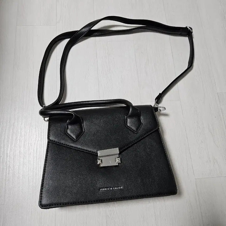 [BUNJANG] Black Tote &amp; Crossbody Bag / (새상품)블랙 토트&amp;크로스백