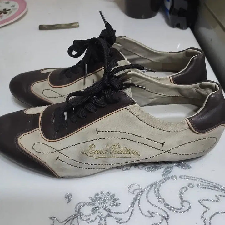 [SOLD OUT] 베이지 스웨이드 남성 캐주얼화