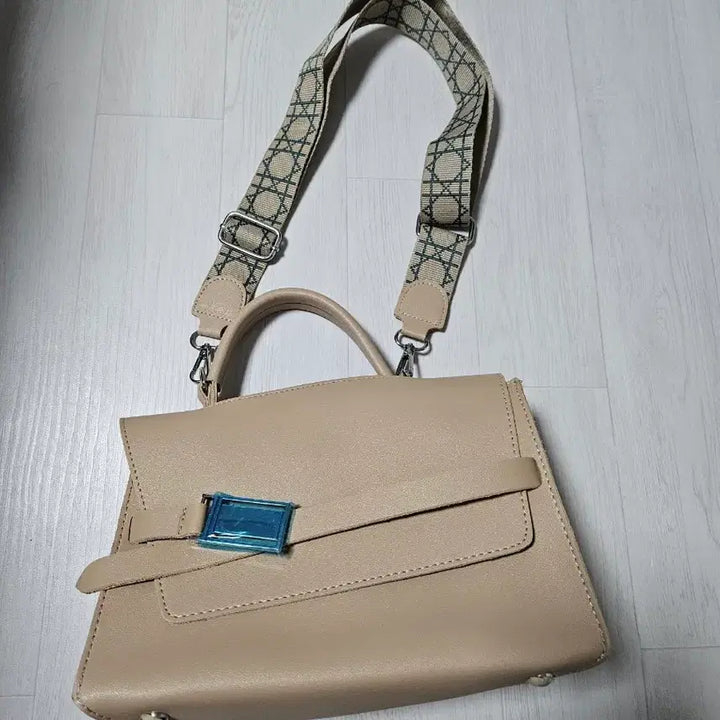 [BUNJANG] Beige Tote/Shoulder/Cross Bag / (새상품)베이지 토트&amp;숄더&amp;크로스백