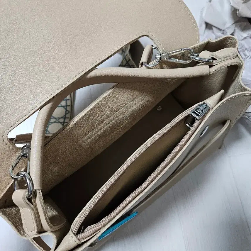 [BUNJANG] Beige Tote/Shoulder/Cross Bag / (새상품)베이지 토트&amp;숄더&amp;크로스백