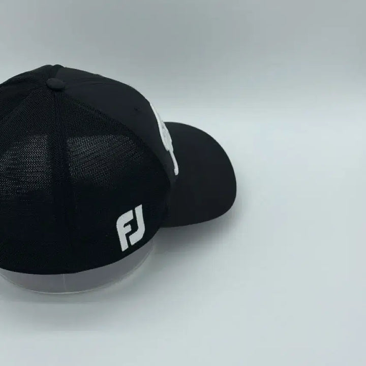 [SOLD OUT] [S-M] 타이틀리스트 로고 메쉬 골프 볼캡 모자