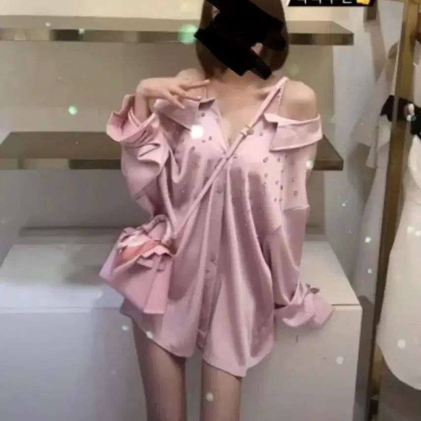 [BUNJANG] Pink Off-Shoulder Blouse / 핑크 오프숄더 블라우스