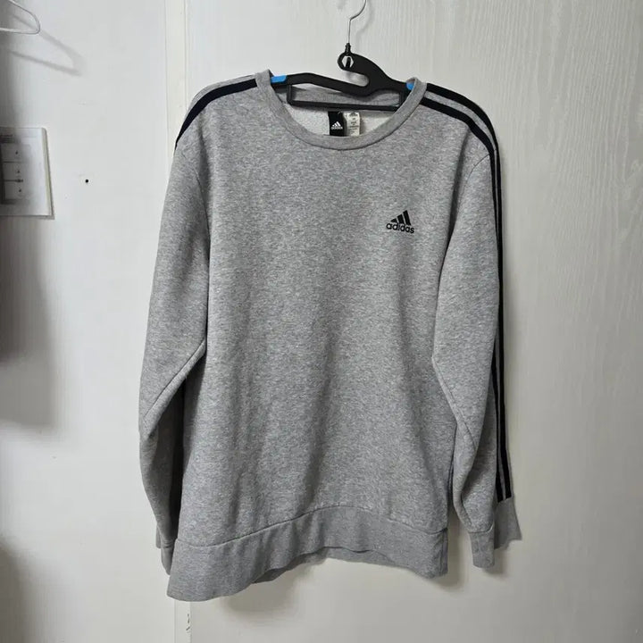 [BUNJANG] Adidas Fleece Three-Stripe Sweatshirt Gray / 아디다스 기모 삼선 맨투맨 회색