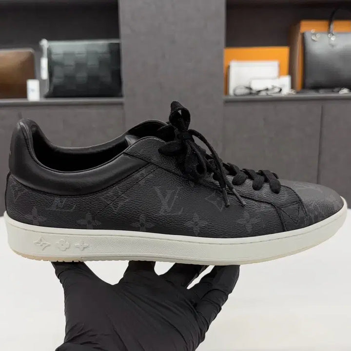 [BUNJANG] Louis Vuitton Luxembourg Sneakers / [ 7.5사이즈 ] 루이비통 룩셈부르크