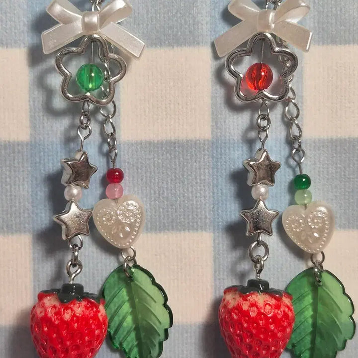 [BUNJANG] Strawberry Bead Keychain / 딸기 키링 비즈키링