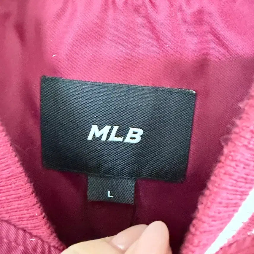 [SOLD OUT] 새상품 MLB 박시 봄버 자켓
