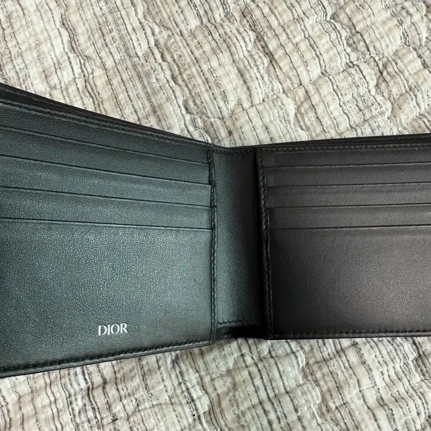 [SOLD OUT] 디올 반지갑