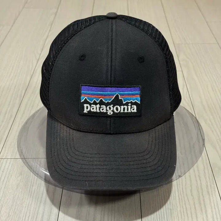[SOLD OUT] 빈티지 파타고니아 메쉬캡 빅로고 모자 사이즈free 레어템