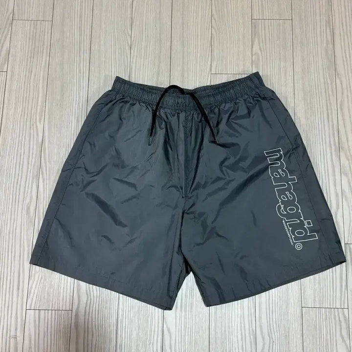 [BUNJANG] Mahagrid Nylon Shorts (L) - Gray / 마하그리드 나일론 반바지 L(허리밴딩끈)free 미사용