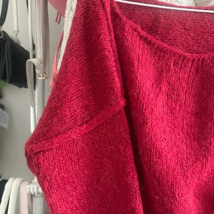 [BUNJANG] Red Crop Knit Top / 레드 크롭 니트