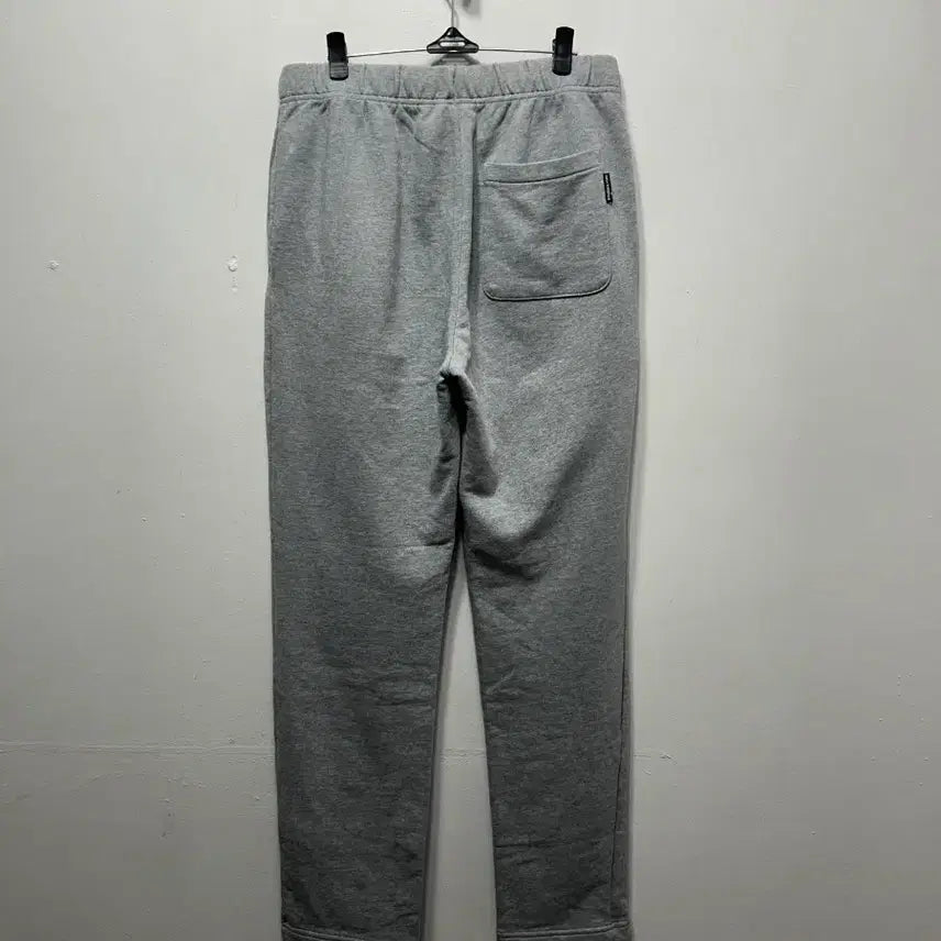 [BUNJANG] New Balance Grey Training Pants 100 / 뉴발란스 회색 트레이닝 바지 100